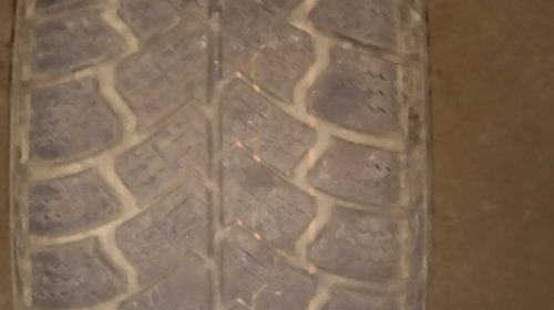 Cauciucuri iarna KORMORAN 185/65R15 și jante originale Logan