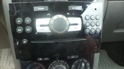 CD MP3 Opel Corsa D