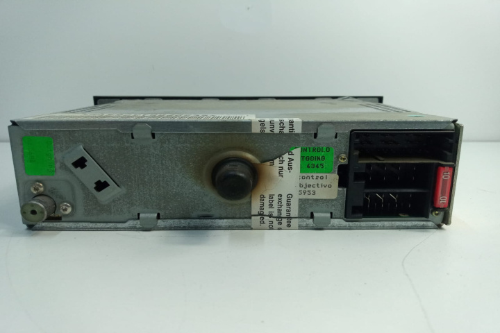 cd-player-1m0035186k-seat-leon