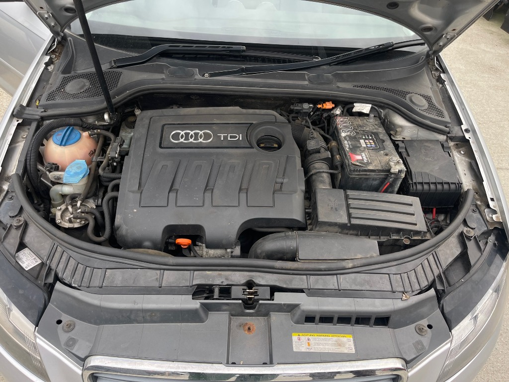 CD player Audi A3 8P 2010 HATCHBACK 1.6 