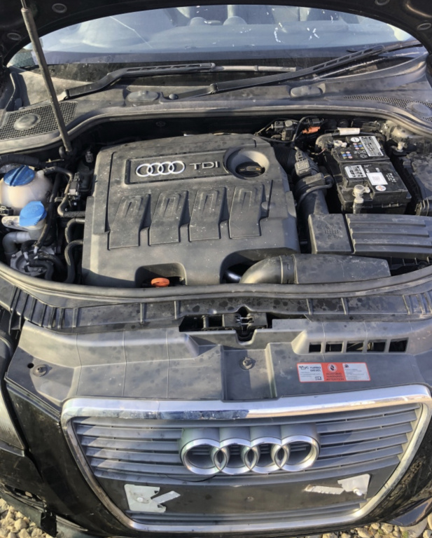 CD player Audi A3 8P 2010 Hatchback 1.6