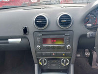 CD player Audi A3 8P 2010 Sportback 1,8 FSI CDAA 118Kw