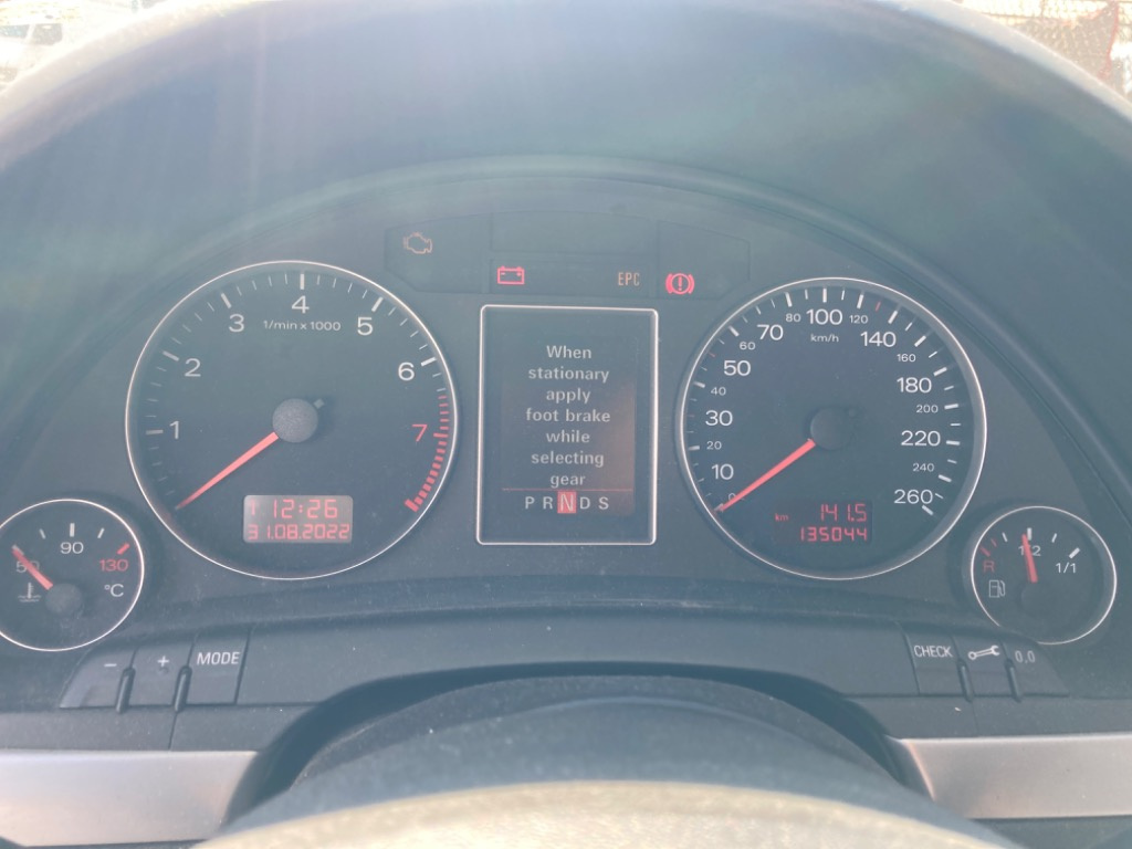 CD player Audi A4 B7 2007 Combi 1.8