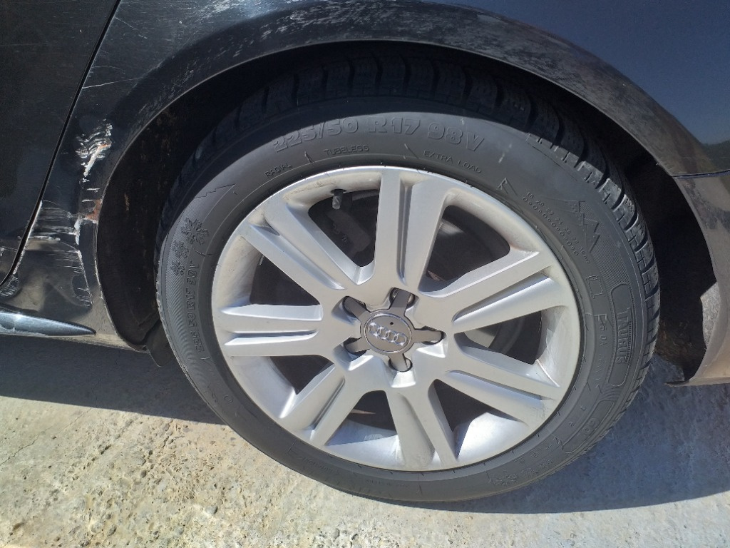 CD player Audi A4 B8 2010 Break Avant 2.