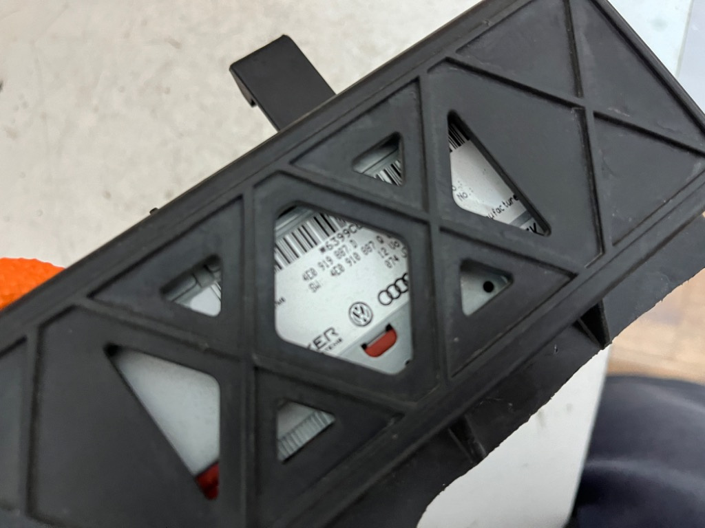 CD Player Audi A6 C6 A4 B7 Q7 4L 4E09198