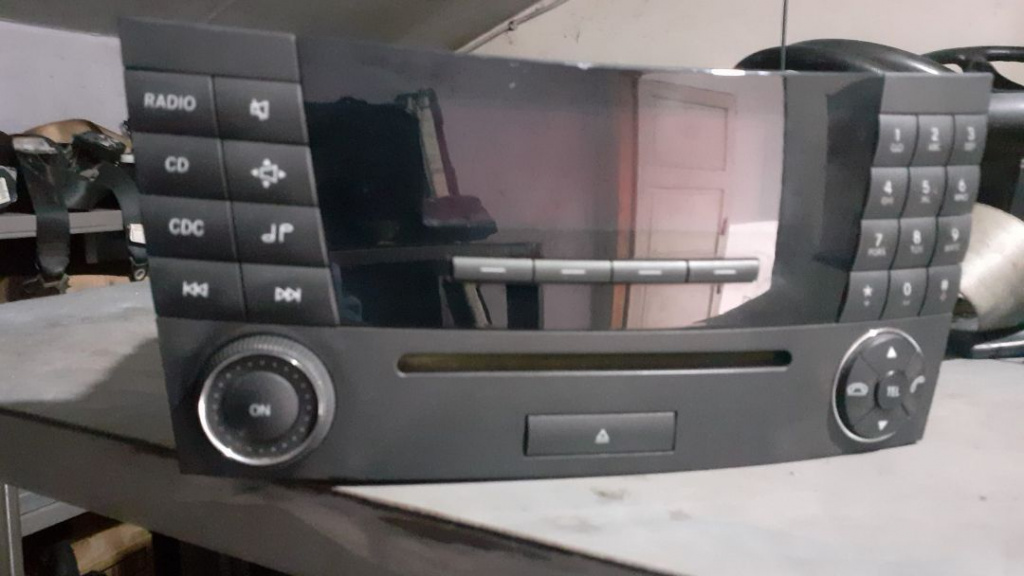 Cd-player auto Mercedes E-Class, W211, A2118705089 dezmembrez dezmembrari