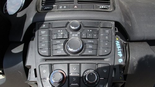 CD player auto original Opel Meriva 2011