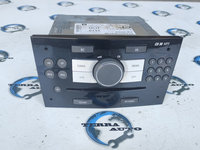 CD player cu MP3 Opel Zafira B cod: 497136088 / 13396144