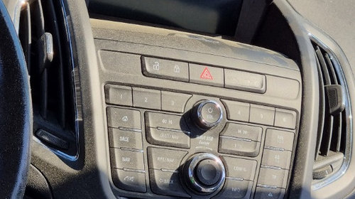 CD player cu navigatie original Opel Zafira C