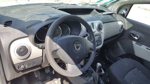 CD player Dacia Dokker 2014 break 1.6 benzina