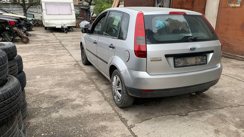 CD player Ford Fiesta 2004 Hatchback 1299