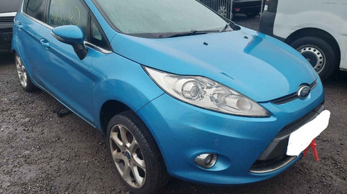 CD player Ford Fiesta 6 2011 HATCHBACK 1.6 i