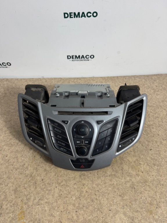 Cd player Ford Fiesta mk6.Cod 8A6T18K811AD