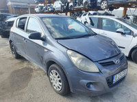 CD player Hyundai i20 2012 hatchback 1.4 crdi