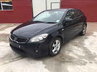 CD player Kia Ceed 2011 HATCHBACK 1.6 CRDI