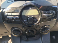 CD Player Mazda 2 2011
