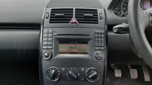 CD player Mercedes A-Class W169 2008 Hatchbac
