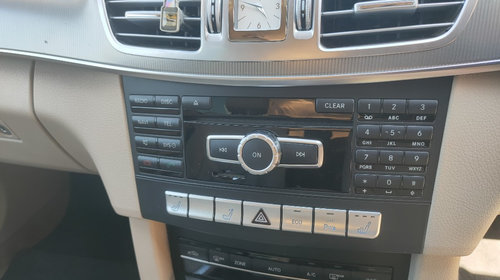 CD player Mercedes E-Class W212 2015 Combi 2.