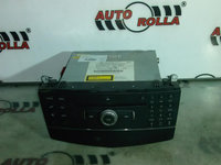 CD player Mercedes W204.