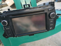 CD player navigație toyota yaris 2011