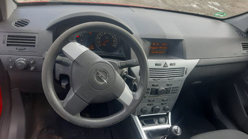 CD player Opel Astra H 2008 Hatchback 1.4