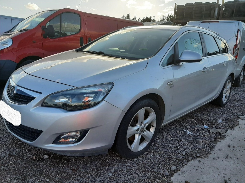 CD player Opel Astra J 2011 BREAK 1.7 DT