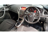 CD player Opel Astra J 2011 Break 1.7D