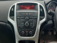 CD player Opel Astra J 2011 Hatchback 2.0 CDTI