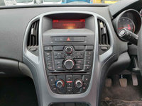CD player Opel Astra J 2012 HATCHBACK 1.6 i