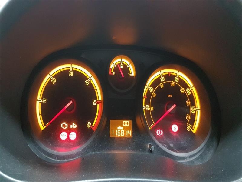 CD player Opel Corsa D 2008 hatchback 1.