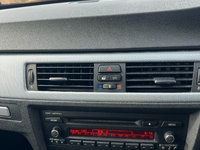 CD Player original BMW 318D E90 din 2007