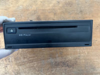 Cd player pentru Audi A6 C6 cu codurile: 4F0035729D , 4f0910729J