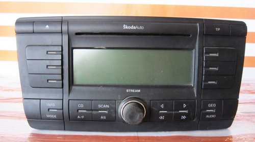 CD player radio Skoda octavia cod piesa 1z003