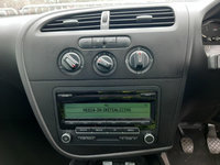 CD player Seat Leon 2 2011 Hatchback 1.2 TSI