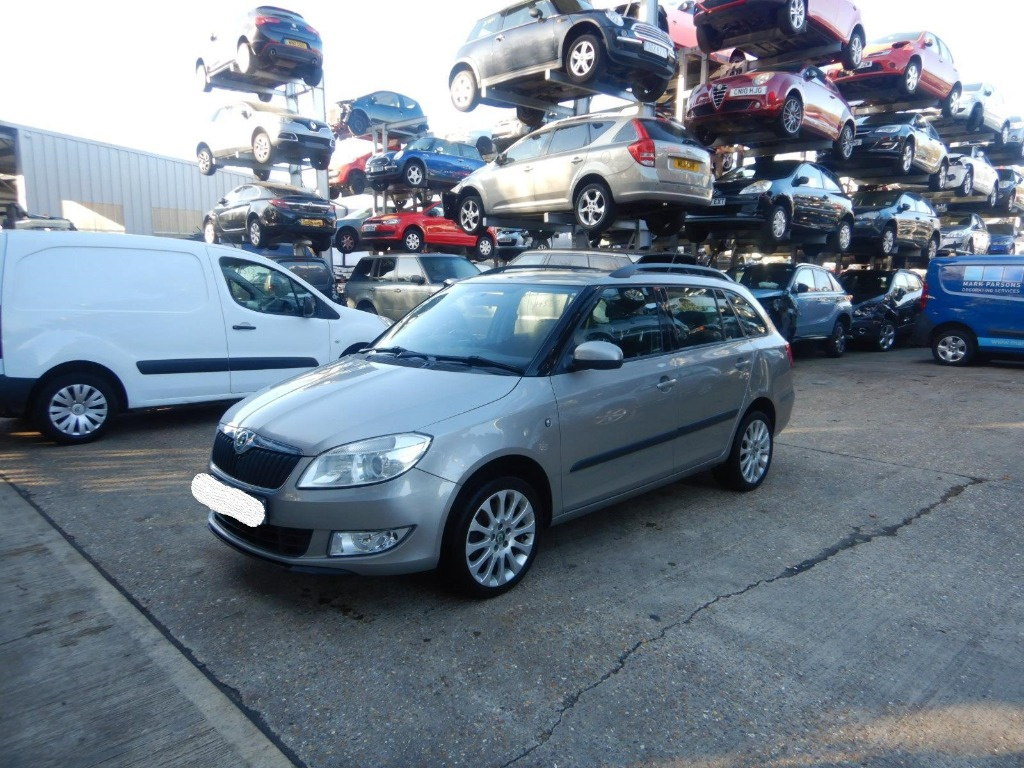 CD player Skoda Fabia 2 2012 BREAK 1.6 T