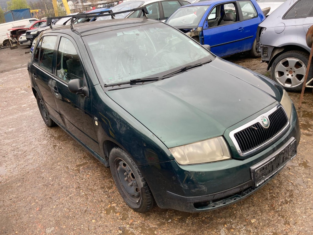 CD player Skoda Fabia 2004 hatchback 1.4
