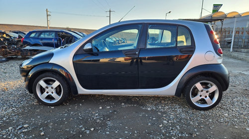 CD player Smart Forfour 2004 Hatchback 1.5 benzina 80kw