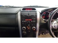 CD player Suzuki Grand Vitara 2008 suv 1.9