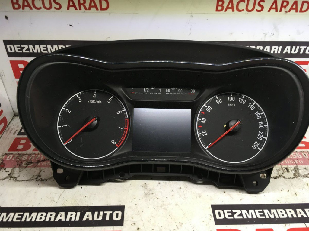 Ceas bord Opel Corsa E cod: 367030224