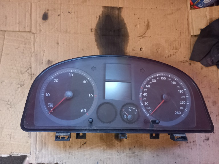 Ceas bord VW Caddy cod produs:2K0920841A/2K0 920 841 A