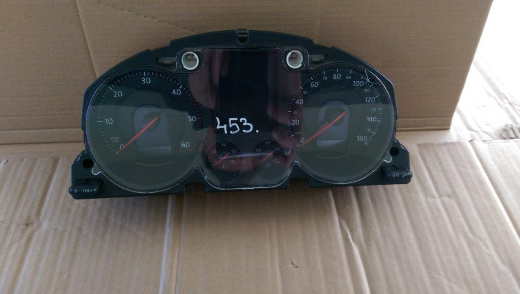 Ceas bord VW Passat B6, 3C0920971E, display maxidot, an 2005-2010