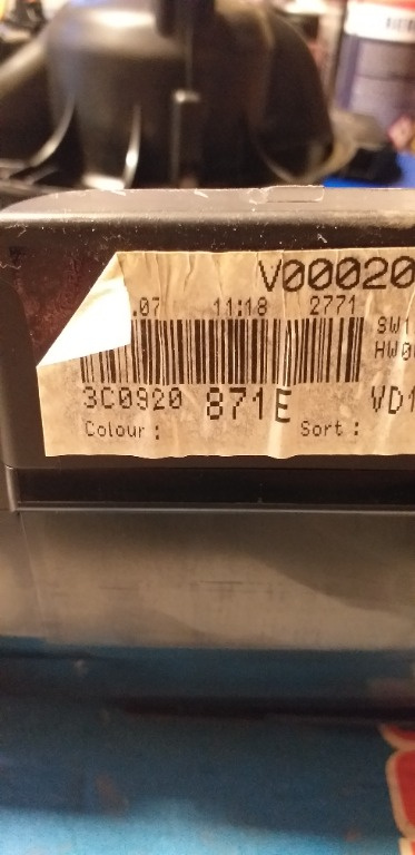 Ceas bord VW Passat B6 cod produs:3C0920
