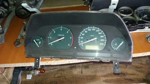 Ceas / ceasuri bord Land Rover Freelander, an