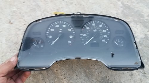 Ceasuri bord in mile Opel Zafira A 1.6 16V