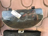 Ceasuri bord Mazda 626 1.8 benzina din 2000