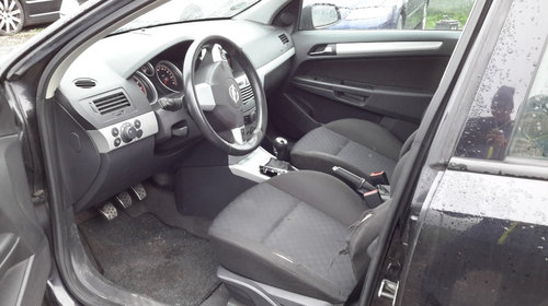 Ceasuri bord Opel Astra H 2004 hatchback 1.8
