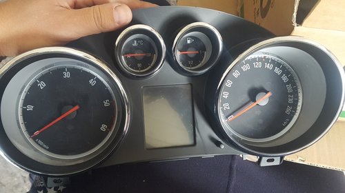 Ceasuri Bord Opel Astra J 1,7CDTI