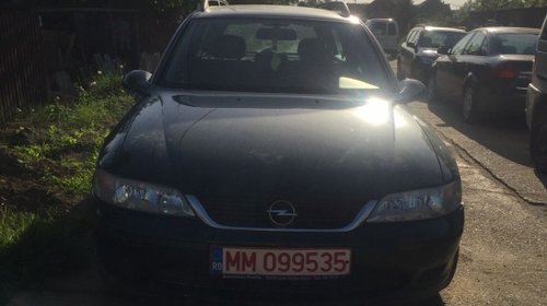 Ceasuri bord Opel Vectra B 2001 Break 1.6 i 1