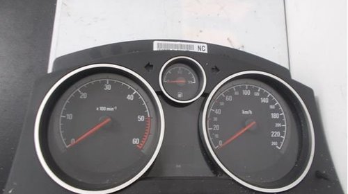 Ceasuri bord Opel Zafira B 13216660