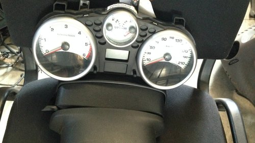 Ceasuri bord peugeot 207 1.4 hdi 2007